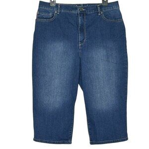 Gloria Vanderbilt Women's Amanda All Around Slimming Effect size 16 Capri Jeans